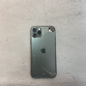 iPhone 11 Pro Max Arka Cam Değişimi