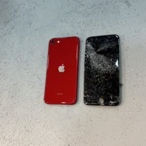iPhone SE Ön Cam Değişimi