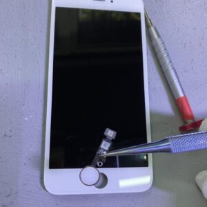 iPhone 8 Plus Parmak izi Okuyucusu Değişimi